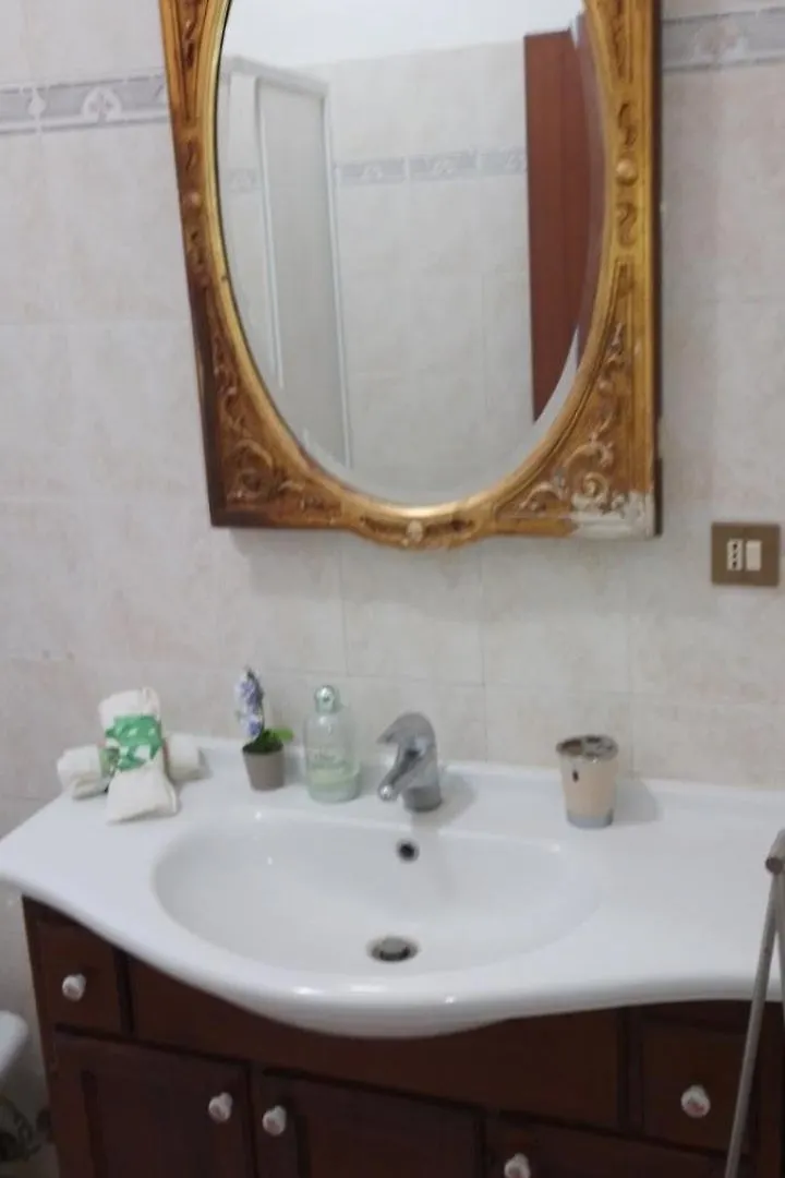 Santi Palace Apartment 0*, Gravina di Catania